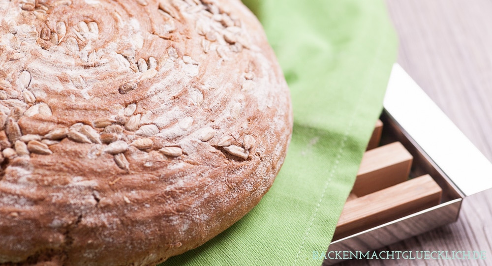 Dinkelvollkornbrot mit Roggen und Emmer