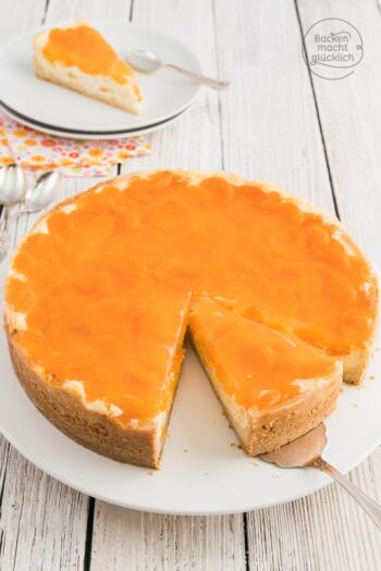 Käsekuchen mit Schmand und Mandarinen