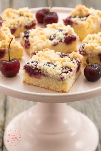 Kirschkuchen mit Streuseln