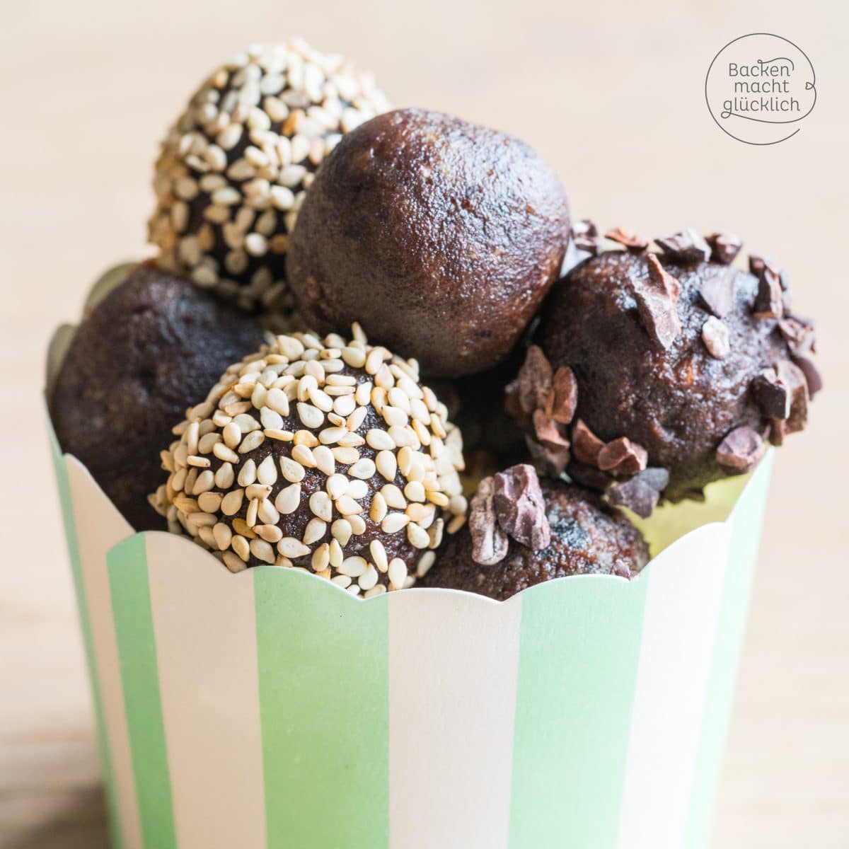 Energy Balls mit Datteln