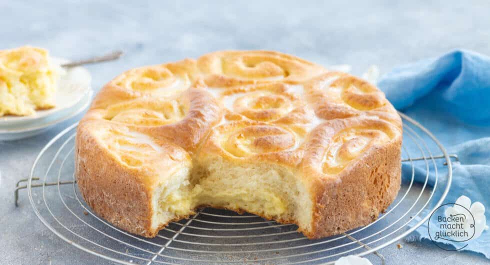 Rosenkuchen mit Vanillepudding