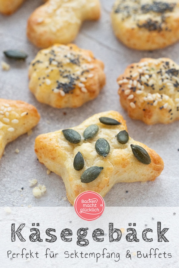 Einfache K&auml;se-Cracker, die immer gut ankommen! Das herzhafte K&auml;segeb&auml;ck ist perfekt f&uuml;r Partys & Buffets.