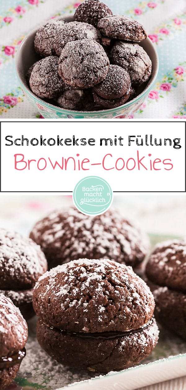 Brownie-Cookies mit Füllung! Schokokekse sind gut, Brownies sind gut. Eine Kombination – Brownie-Kekse - aus beiden kann also quasi nur lecker werden, oder? Und deswegen freue ich mich, euch heute eine kleine Kombi-Leckerei zu präsentieren: einfache Brownie-Plätzchen – weich, chewy und natürlich seeeehr schokoladig.