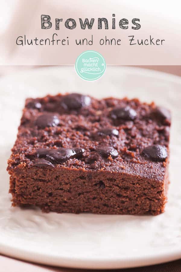 Dass Backen auch ganz ohne Zucker geht, beweisen diese köstlichen Low Carb Brownies. Statt Weizenmehl und Zucker kommen bei den köstlichen Schoko-Brownies nämlich Mandelmehl und Xylit zum Einsatz. Das Ergebnis überzeugt auf ganzer Linie! #brownies #lowcarb #ohnezucker #glutenfrei #gesund #backenmachtglücklich