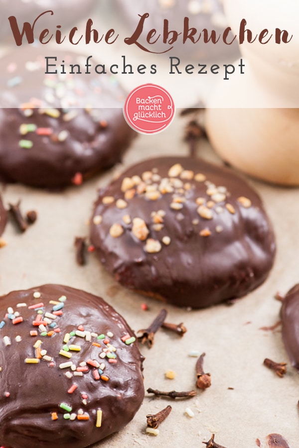 Mit diesem einfachen Lebkuchenrezept backt ihr im Nu aromatische und weiche Lebkuchen, die nicht durchziehen müssen. So schmeckt die Weihnachtszeit garantiert!