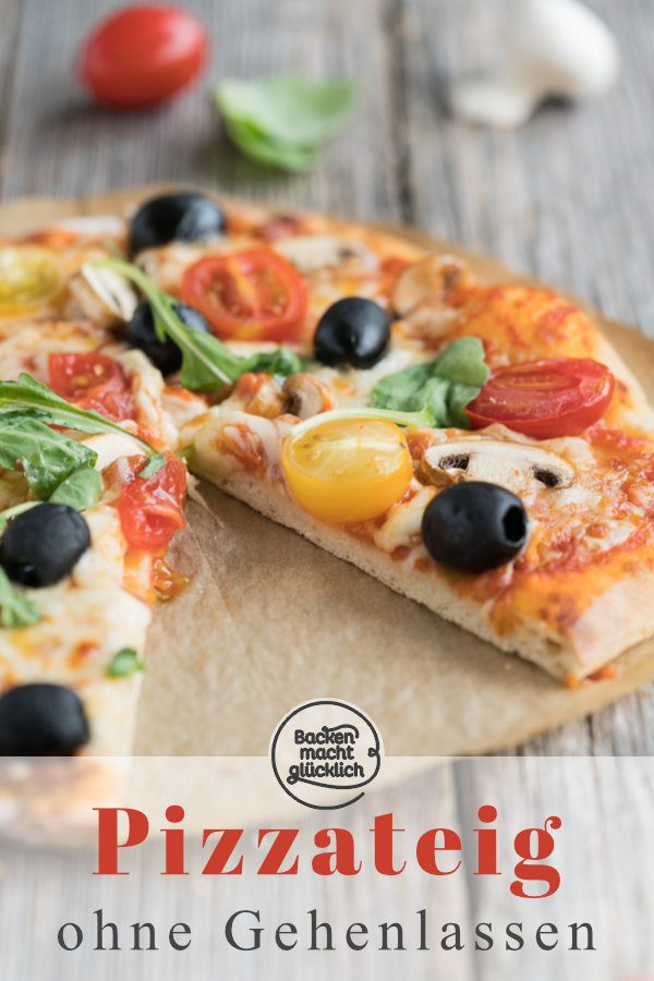 Heißhunger auf Pizza? Meinen Pizzateig ohne Hefe könnt ihr in nur 5 Minuten Zuhause nachmachen. So zaubert ihr in Windeseile eine knusprig leckere Pizza ohne Hefe auf den Tisch.