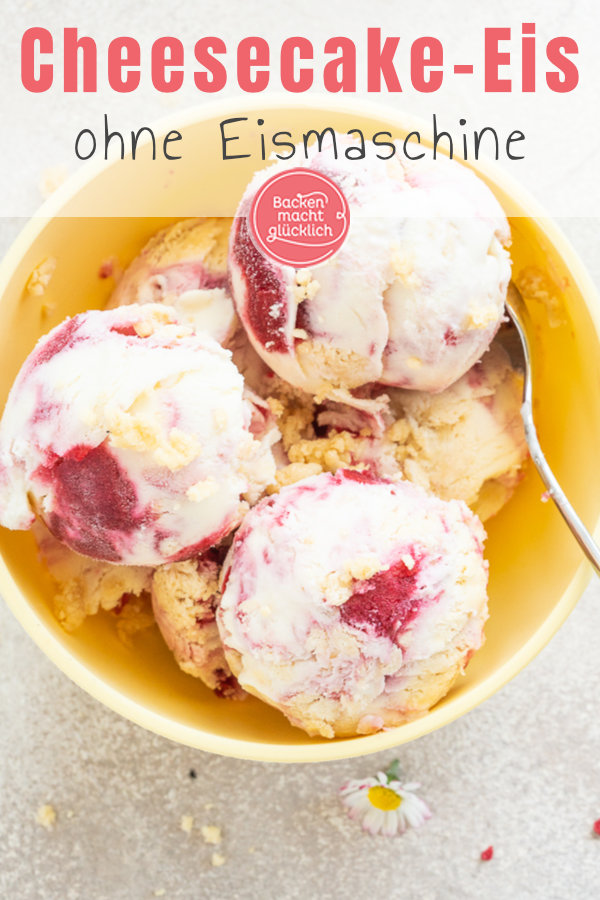Wer Käsekuchen und Eis liebt, wird diese Cheesecake Eiscreme lieben! Das Lemon Cheesecake Eis funktioniert ohne Eismaschine und wird trotzdem cremig. Ihr werdet sehen: Ben and Jerrys Eis selbermachen ist super einfach! #backenmachtglücklich #eis #rezept #cheesecake
