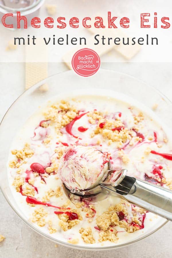 Wer Käsekuchen und Eis liebt, wird diese Cheesecake Eiscreme lieben! Das Lemon Cheesecake Eis funktioniert ohne Eismaschine und wird trotzdem cremig. Ihr werdet sehen: Ben and Jerrys Eis selbermachen ist super einfach! #backenmachtglücklich #eis #rezept #cheesecake