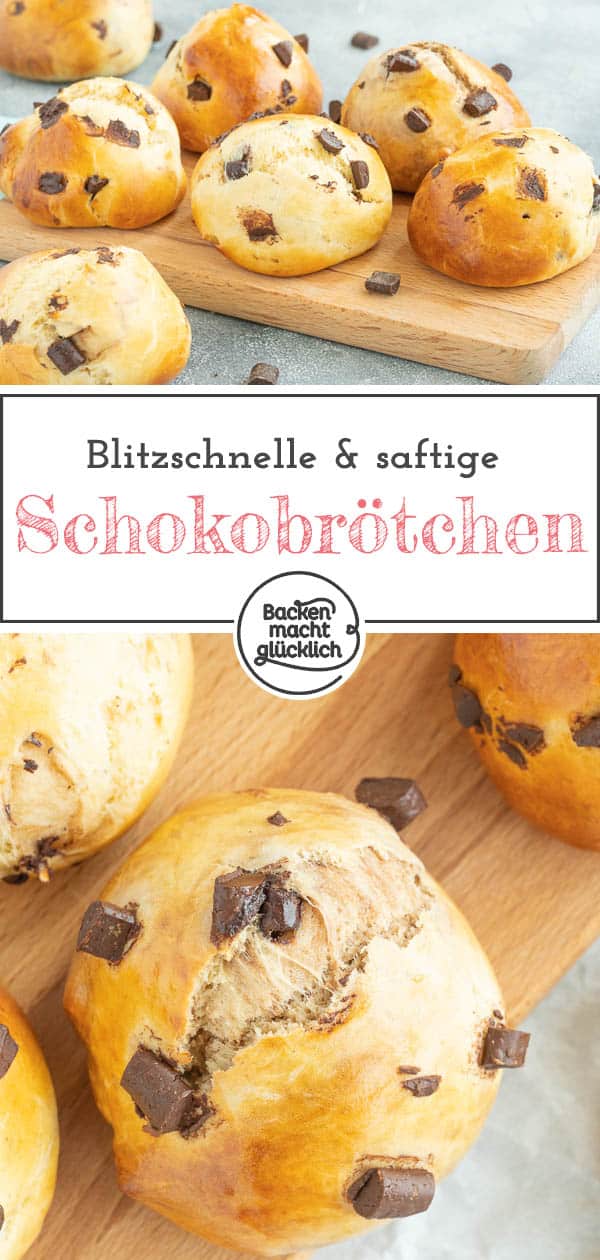 Echt genial: Die Milchbrötchen mit Schokodrops sind blitzschnell gebacken und kommen bei Klein und Groß super gut an. Der Teig für die Schokobrötchen mit Hefe muss nur 20 Minuten gehen und ist danach schon fertig zum Backen! #schokobrötchen #hefe #milchbrötchen #kinder #backenmachtglücklich