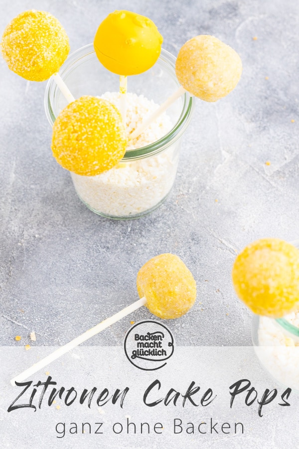 Zitronen Cake Pops ohne Backen – diese Kuchenkugeln am Stiel bestehen aus nur 2 Zutaten und sind einfach super lecker!