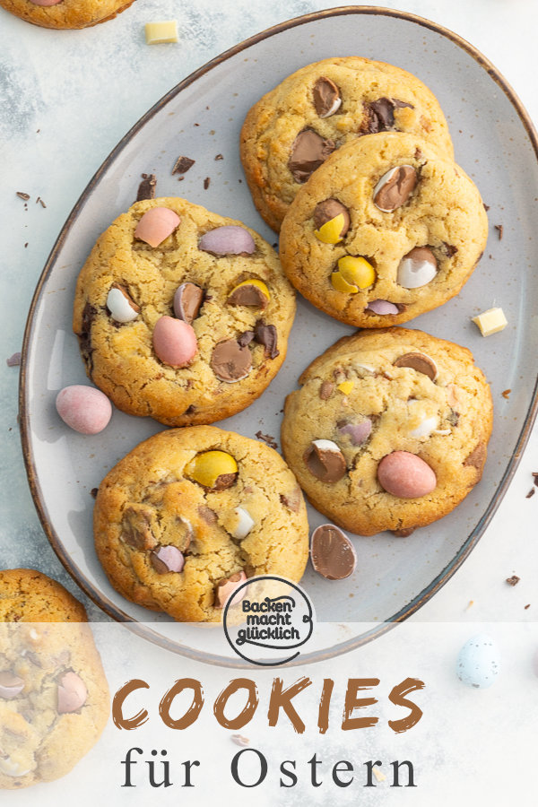 Himmlisch leckere chewy Oster-Cookies mit Schoko-Ostereiern. Dieses einfache Rezept wird euch begeistern!