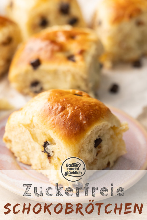Die besten Schokobrötchen ohne Zucker: super fluffig, saftig, schokoladig. Dieses Rezept mit Hefeteig müsst ihr testen!